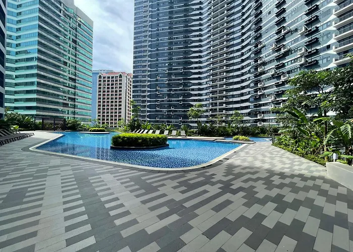 In Makati Business District 公寓 *